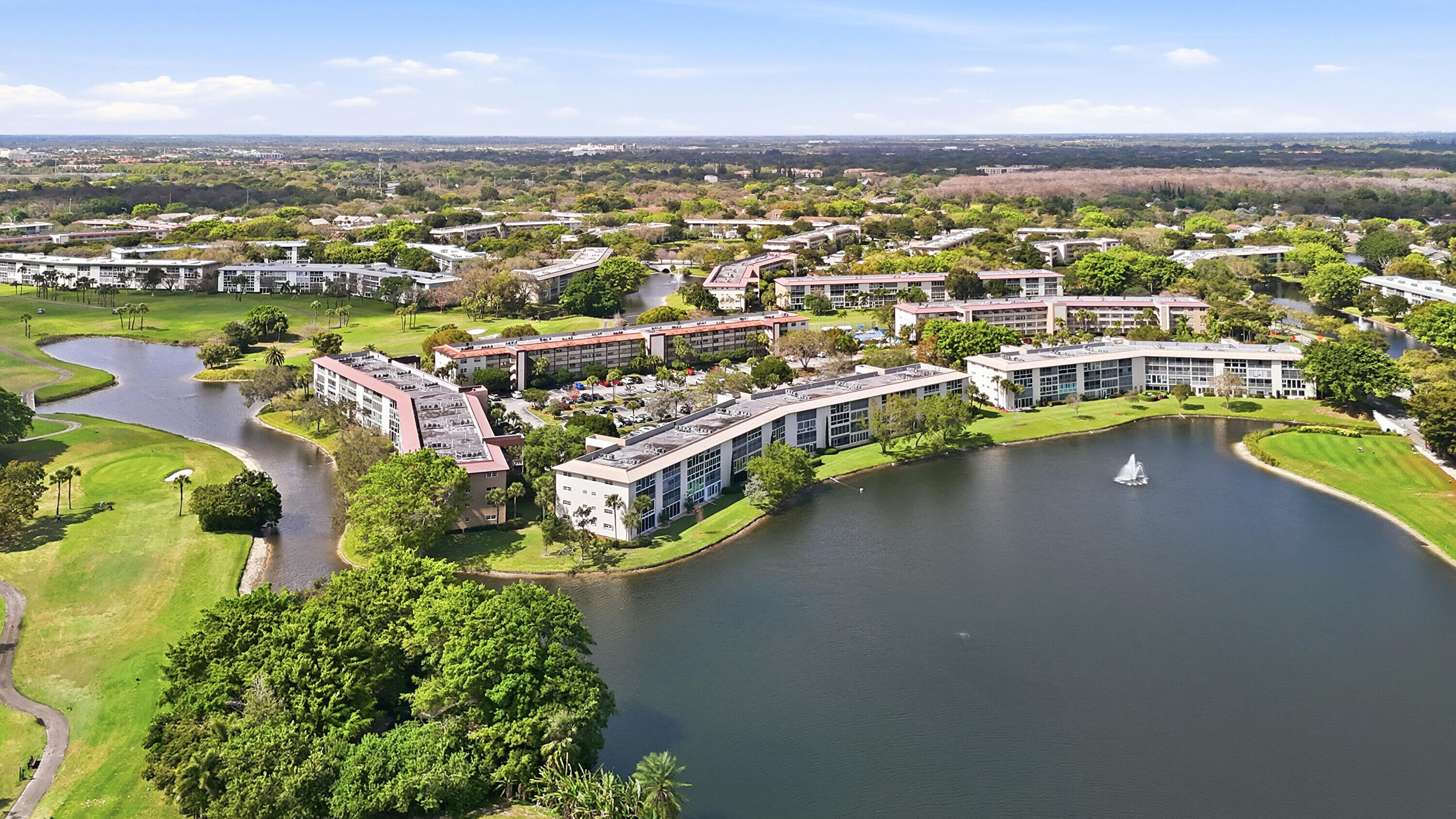 WYNMOOR VILLAGE - Residential