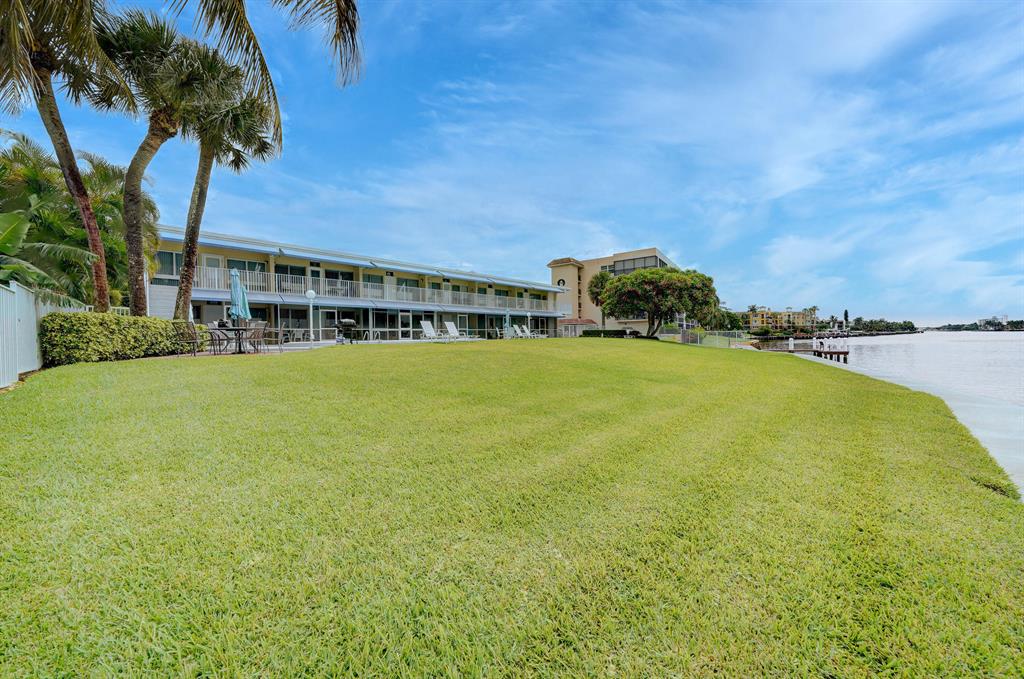 WOODCREST MANOR CO-OP - Residential