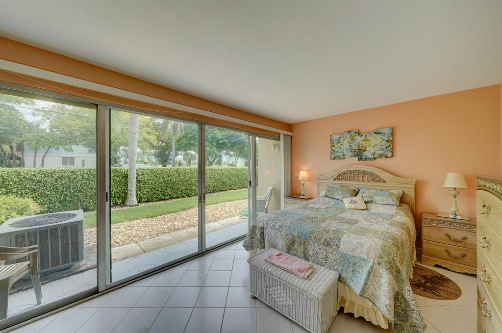 WOODCREST MANOR CO-OP - Residential