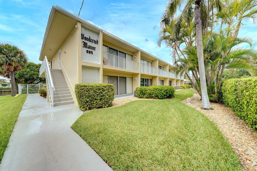 WOODCREST MANOR CO-OP - Residential