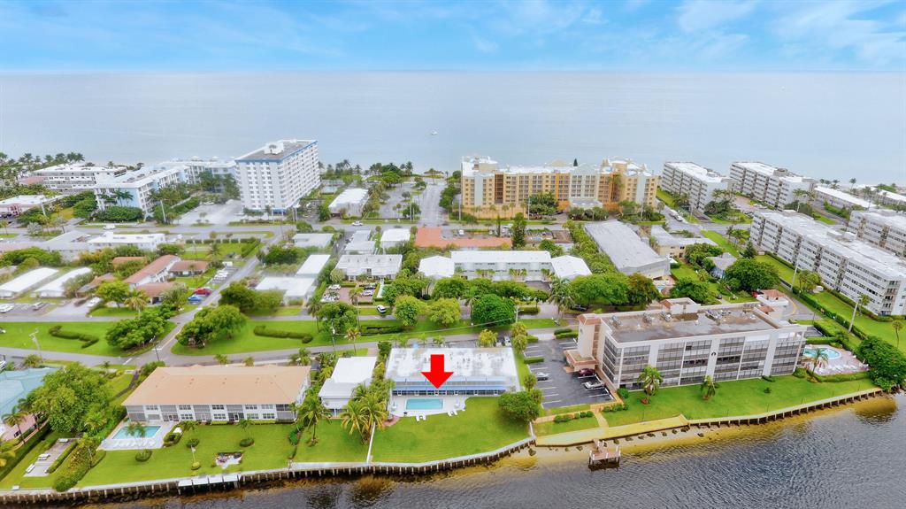 WOODCREST MANOR CO-OP - Residential