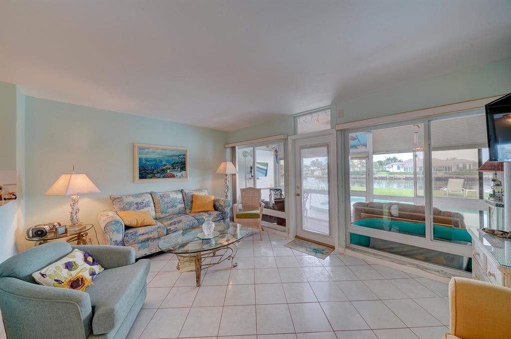 WOODCREST MANOR CO-OP - Residential