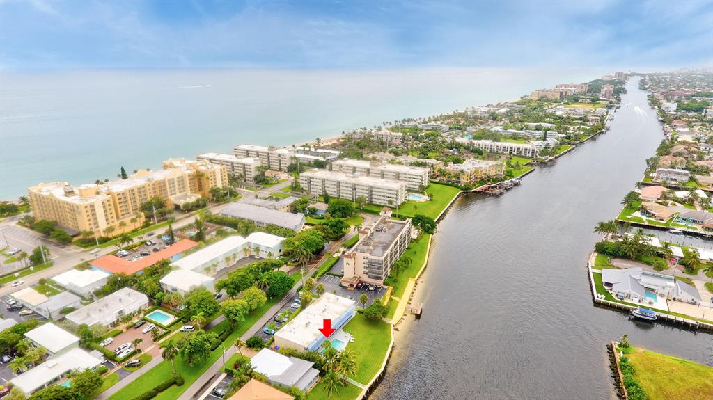 WOODCREST MANOR CO-OP - Residential