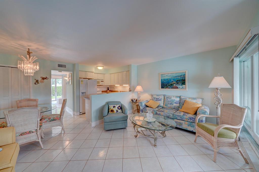 WOODCREST MANOR CO-OP - Residential