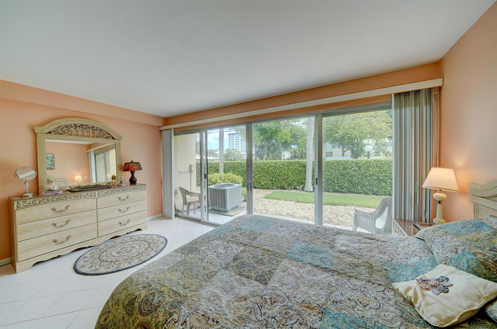 WOODCREST MANOR CO-OP - Residential