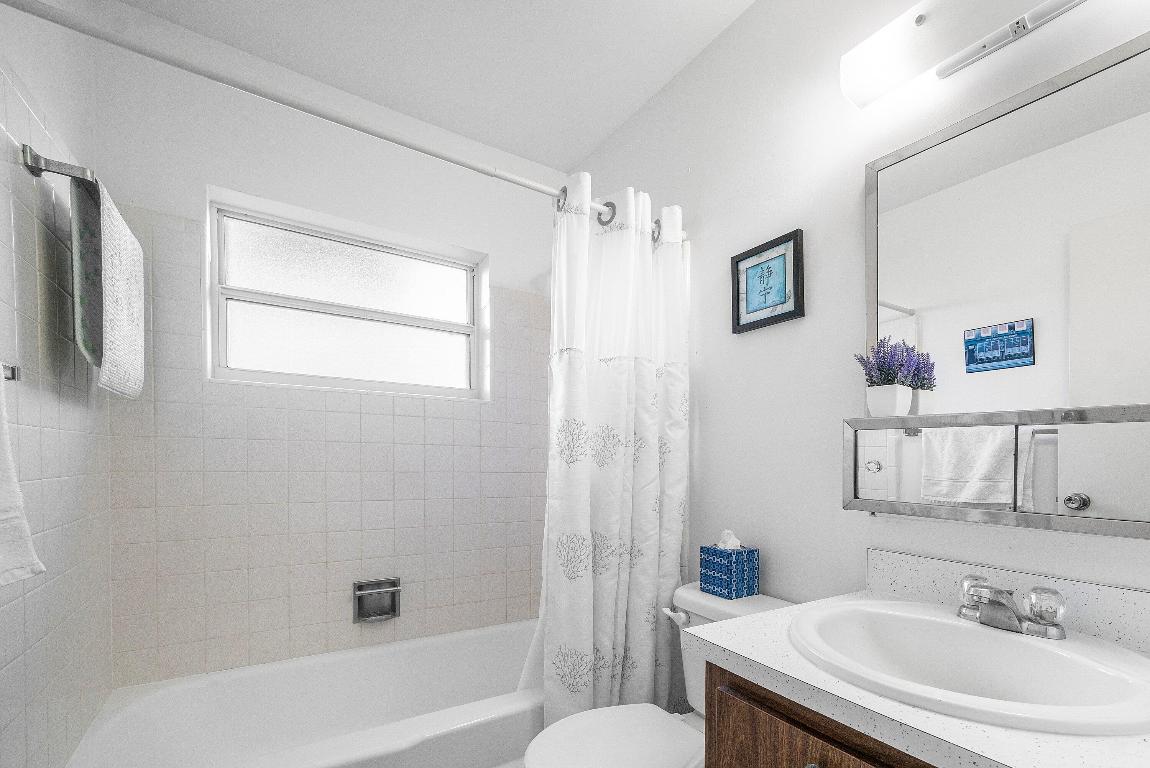 PALM BEACH CABANA COLONY EAST - Residential