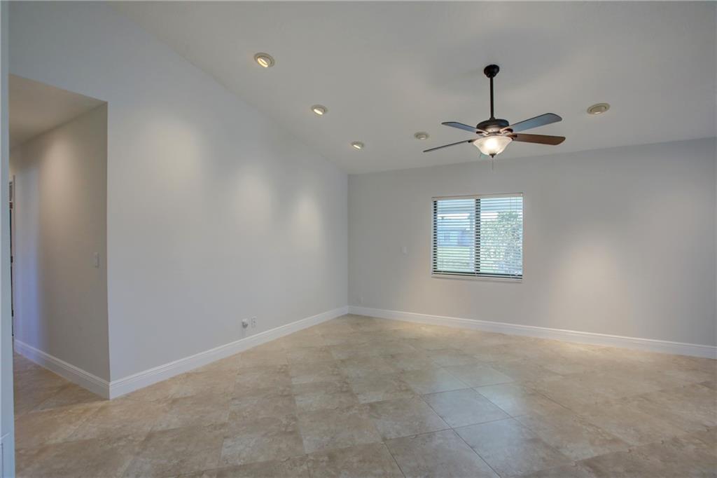 Springtree West - Residential