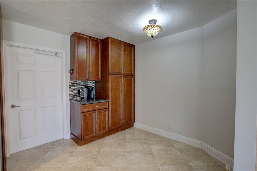 Springtree West - Residential