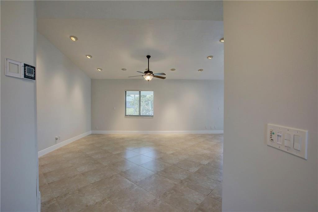 Springtree West - Residential