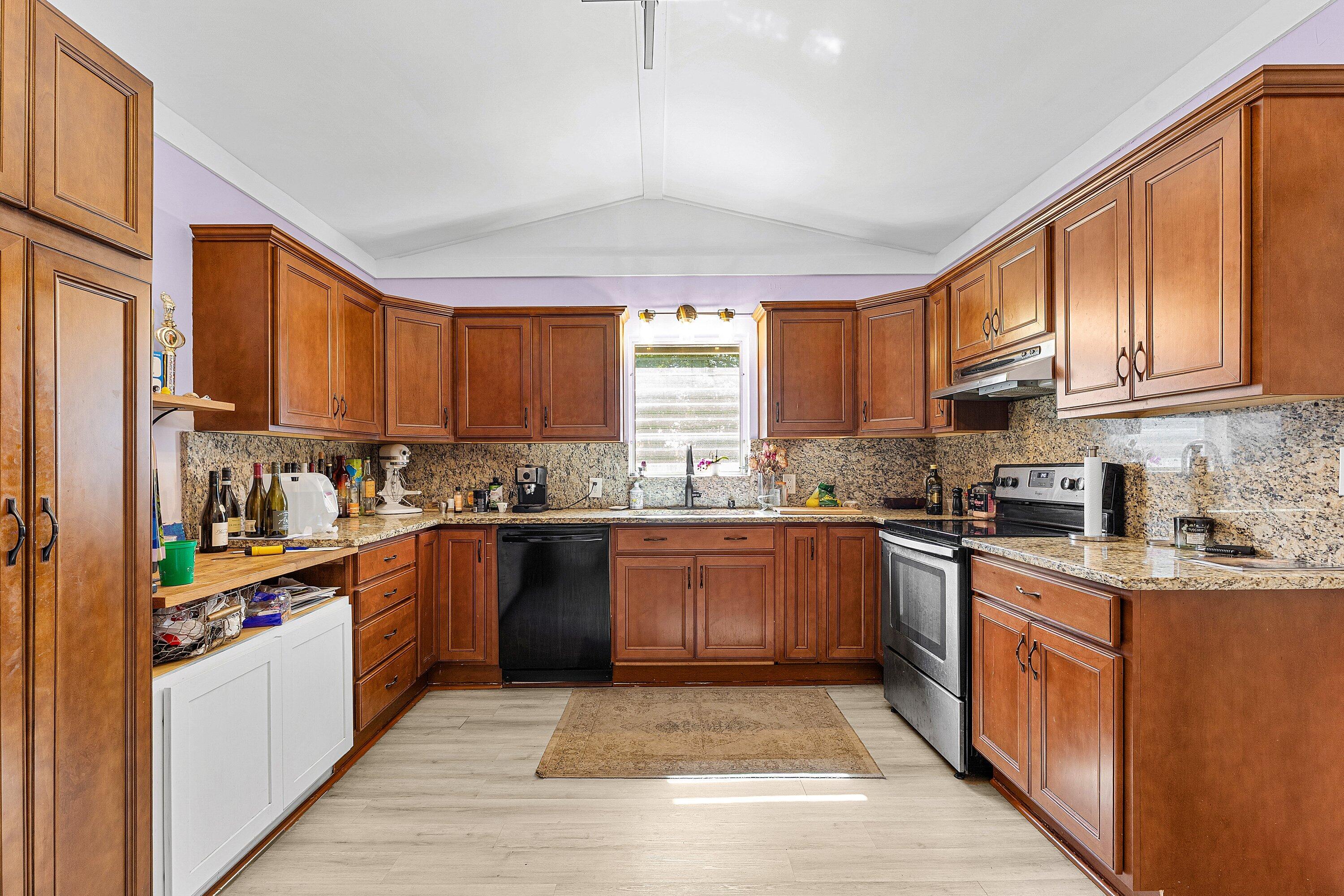 CLOUD LAKE - Residential Lease