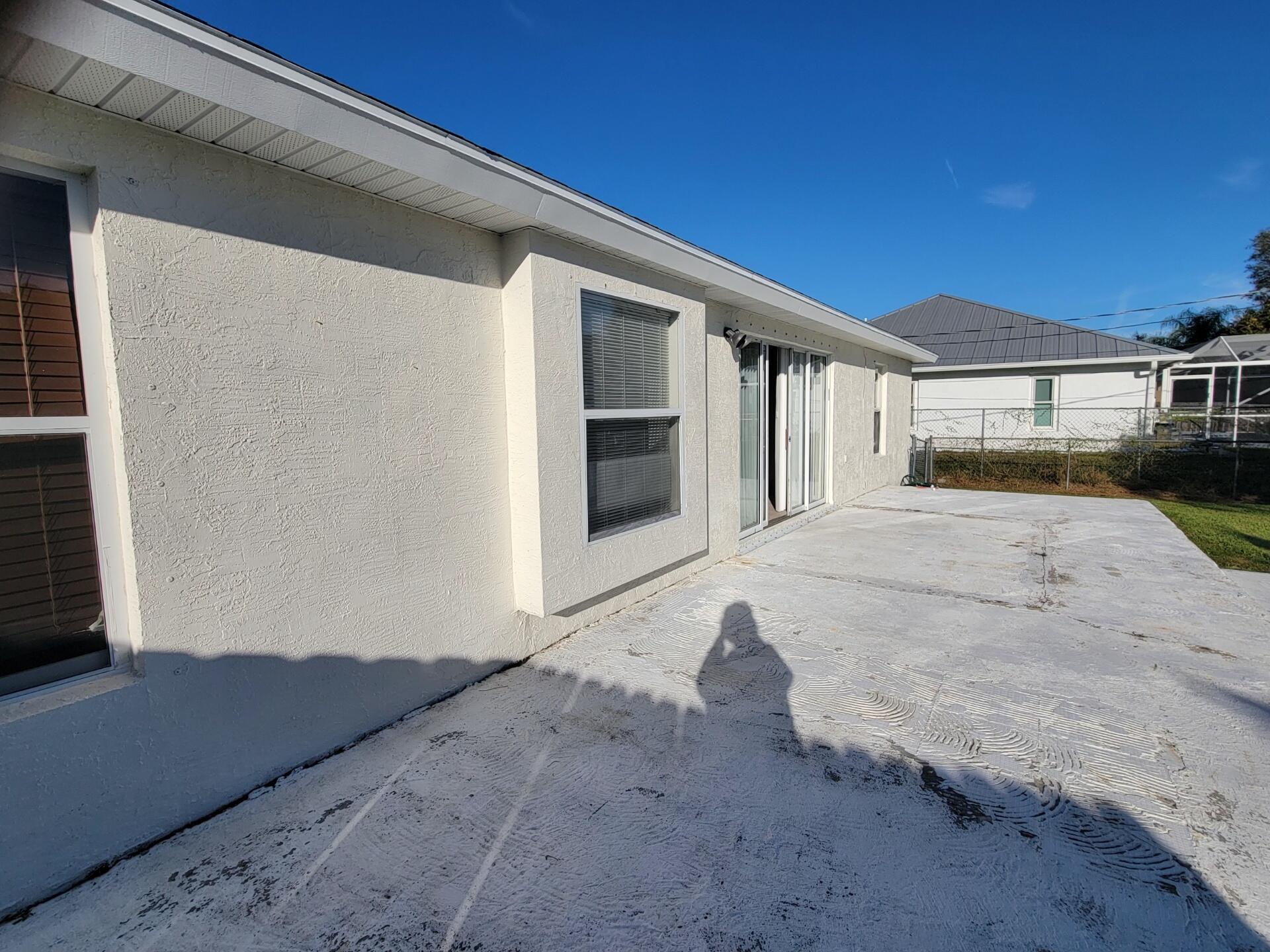 1701 SW Victor Lane
