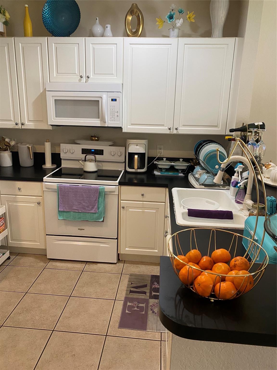 Carriage Homes At Bentley - Residential