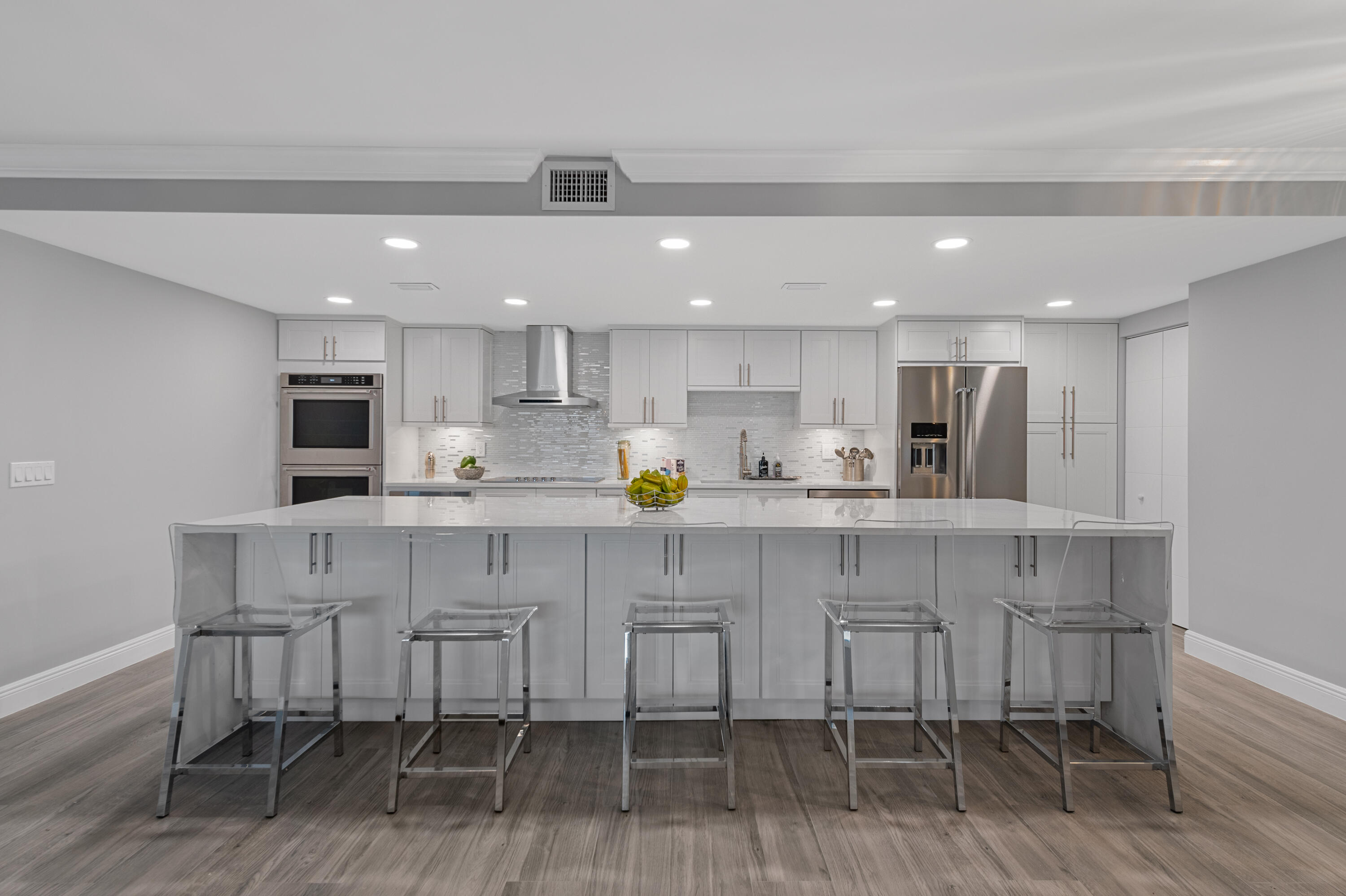 777 NE Bayshore Drive 705