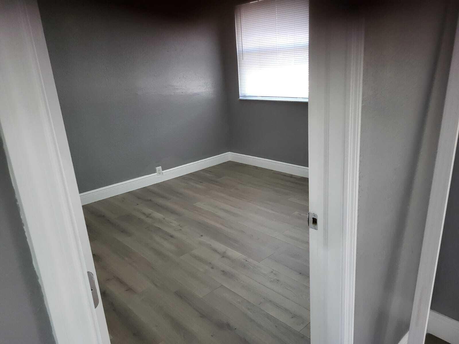 NORTH PALM BCH 2 - Residential Lease