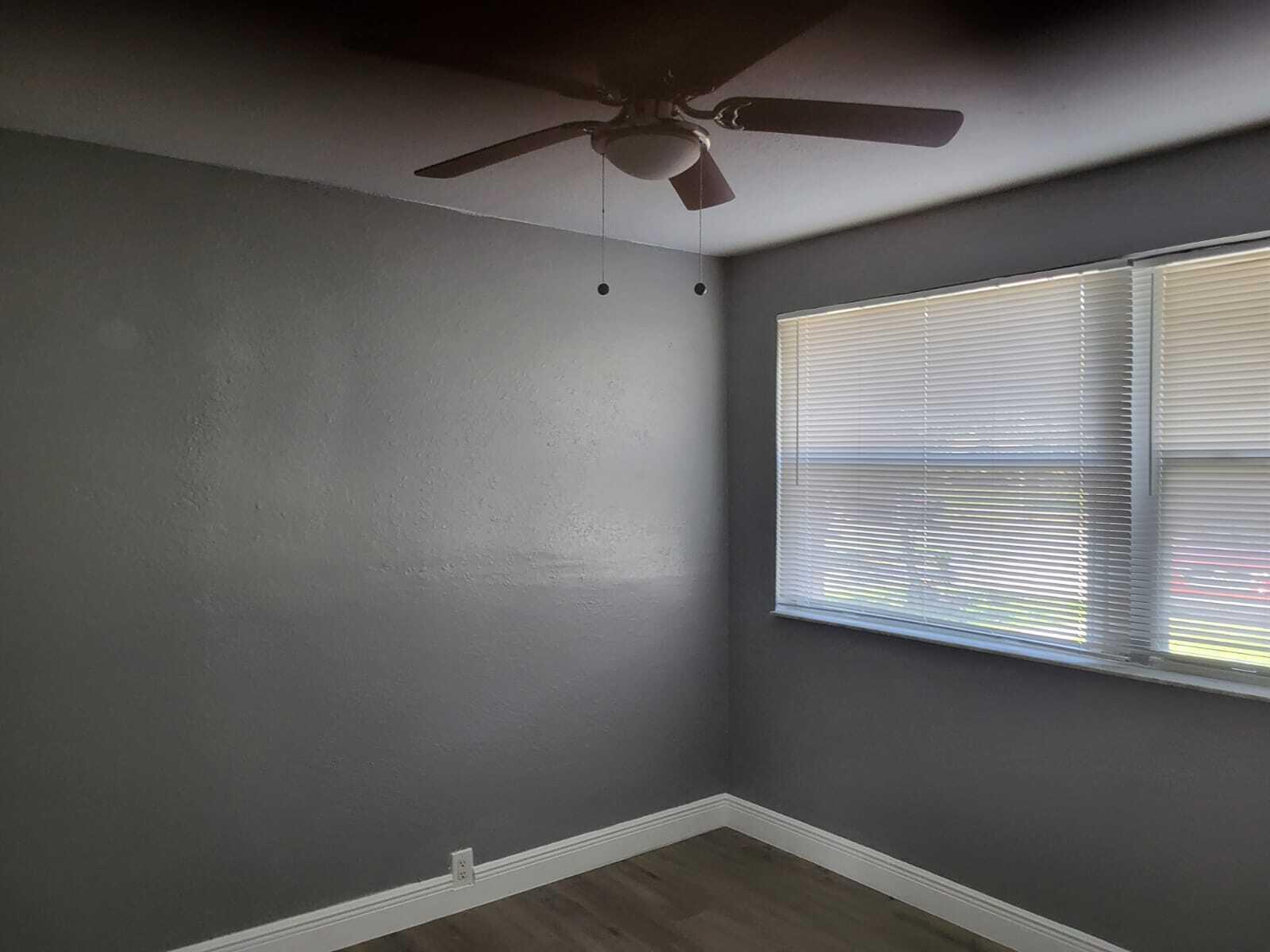 NORTH PALM BCH 2 - Residential Lease