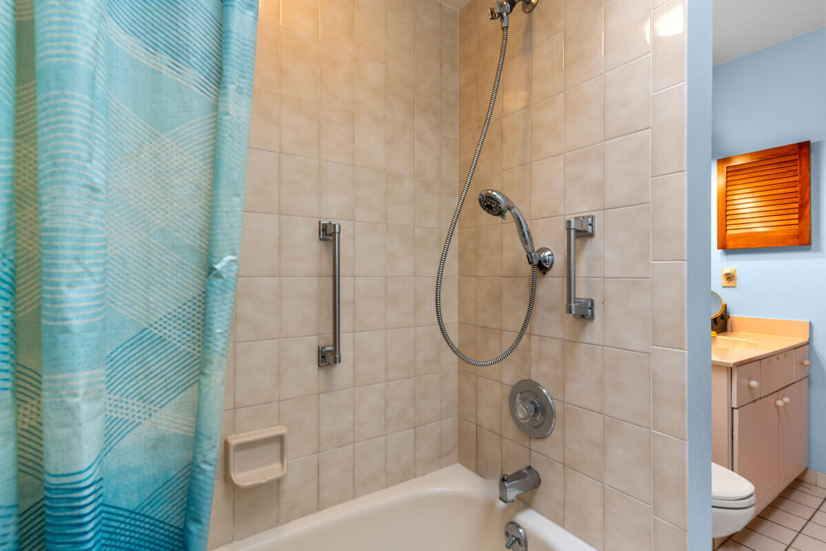 Sandpiper Bay - Residential