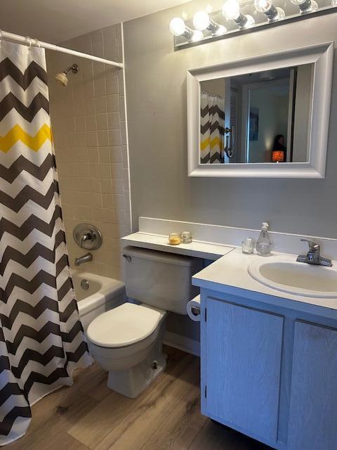 PINE RIDGE SOUTH IV CONDO - Residential