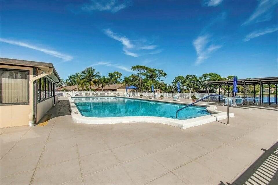 PINE RIDGE SOUTH IV CONDO - Residential