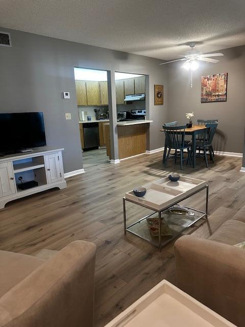 PINE RIDGE SOUTH IV CONDO - Residential