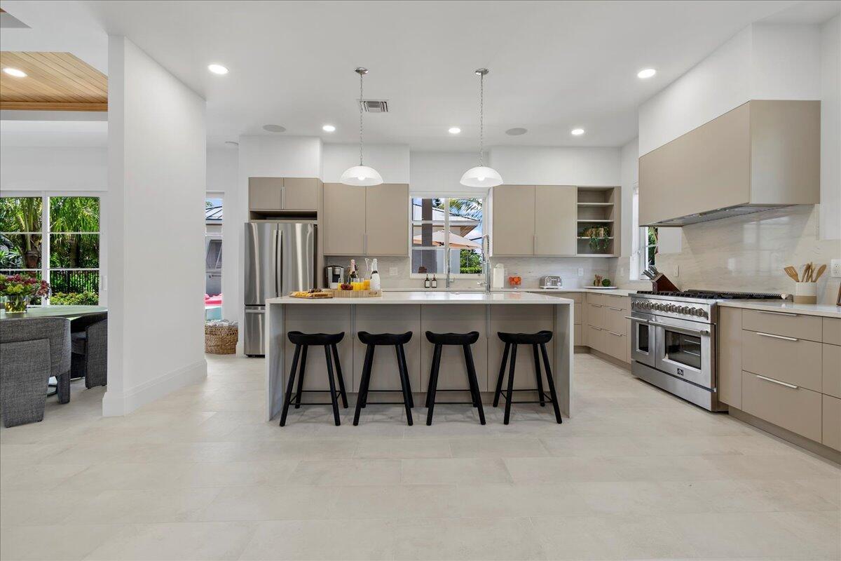 S/D OF 28/29-46-43, REV P - Residential Lease