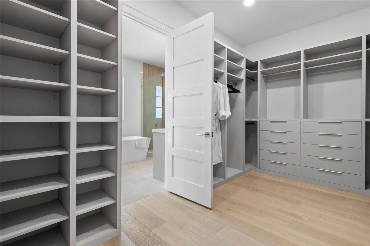 S/D OF 28/29-46-43, REV P - Residential Lease