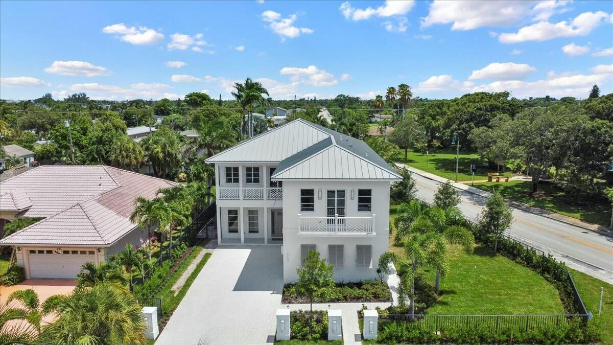 S/D OF 28/29-46-43, REV P - Residential Lease