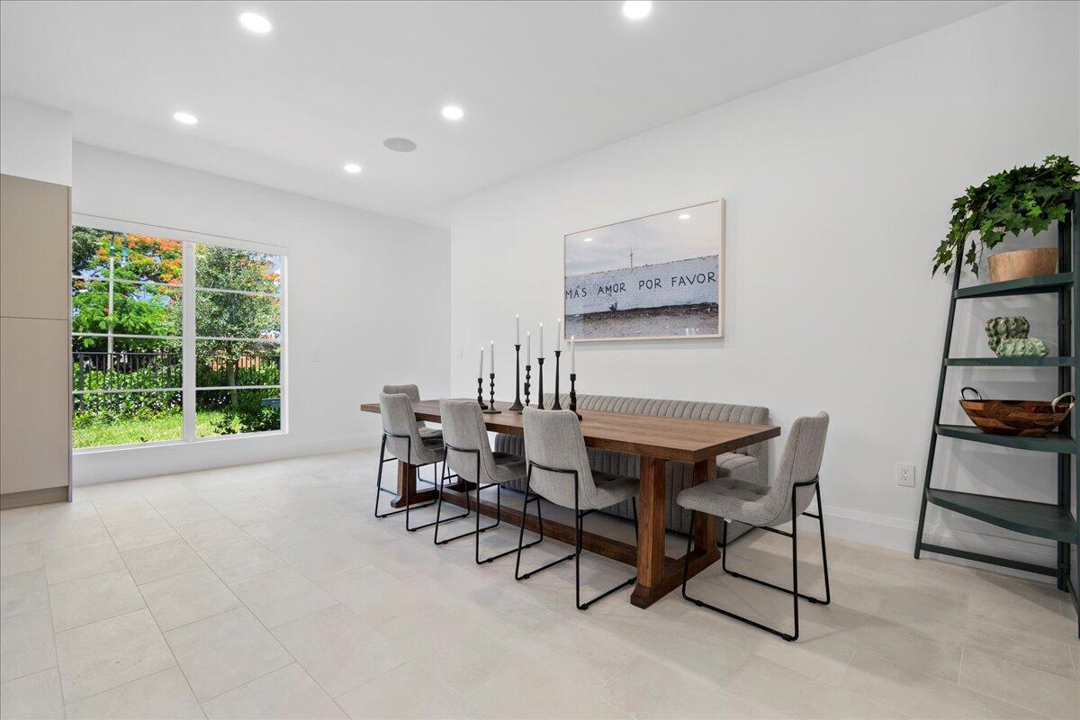 S/D OF 28/29-46-43, REV P - Residential Lease