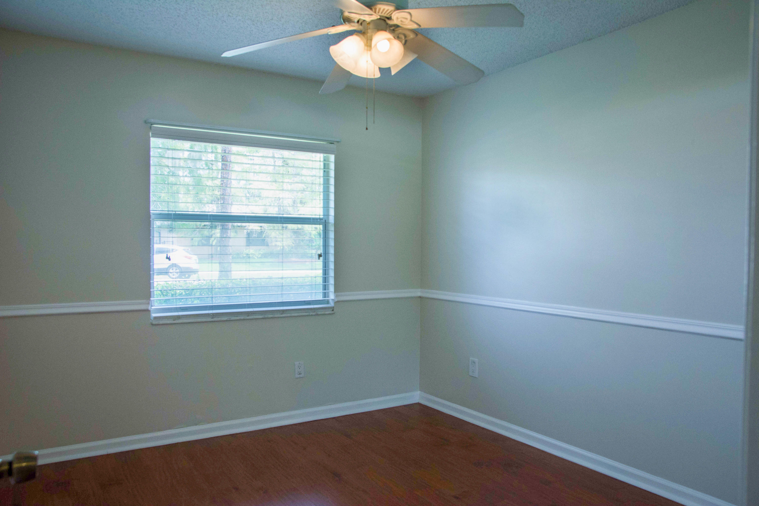 SUGAR POND MANOR OF WELLINGTON - Residential