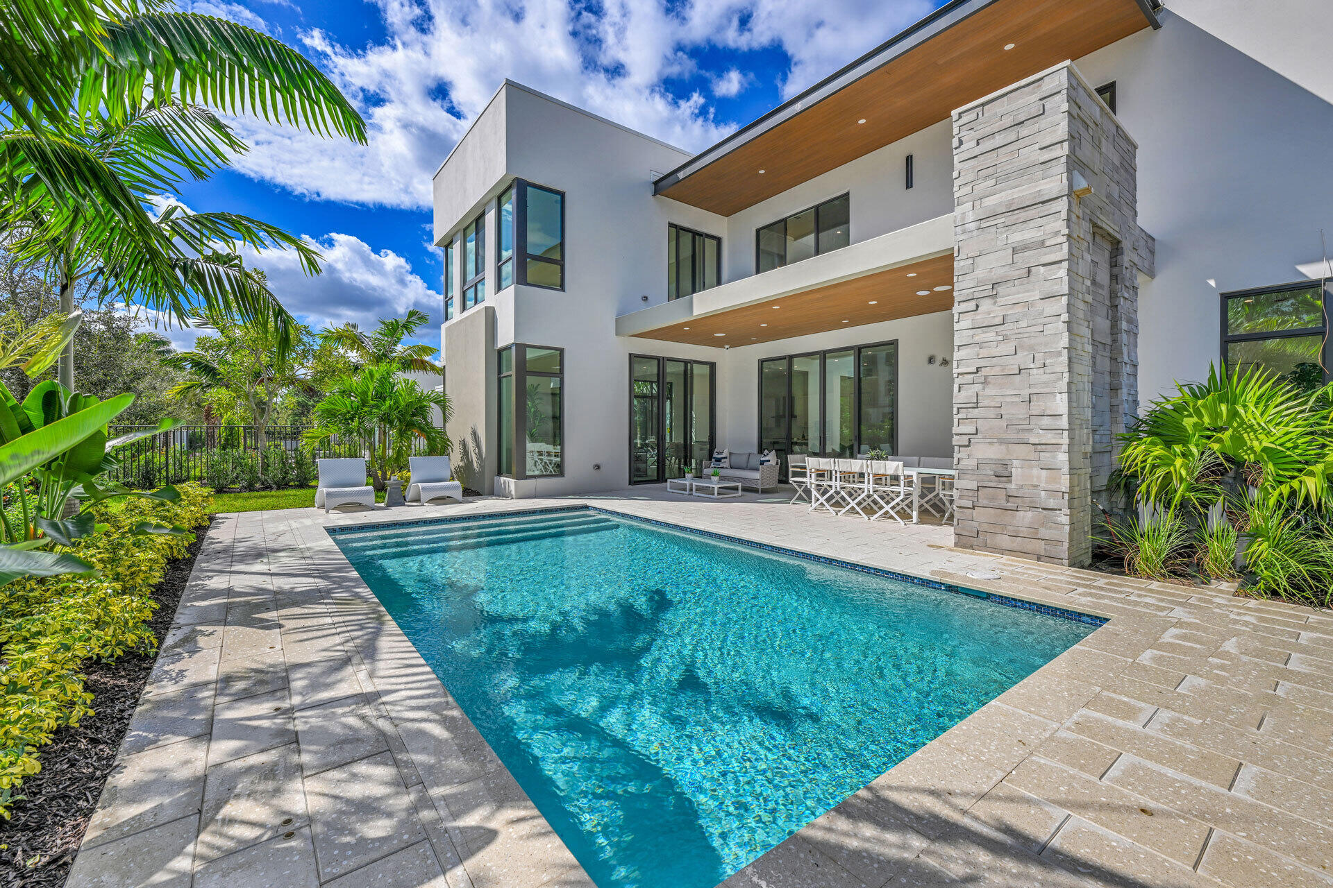 16685 Mosaic Place