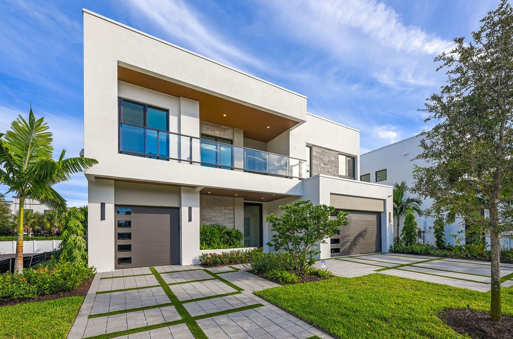 Photo of 16685 Mosaic Place, Delray Beach, FL 33446 (MLS # B26025028)