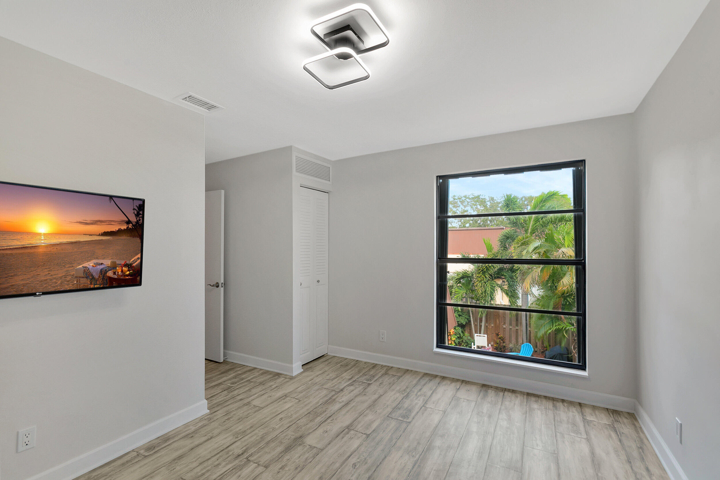 CEDAR GARDENS TOWNHOUSES - Residential Lease