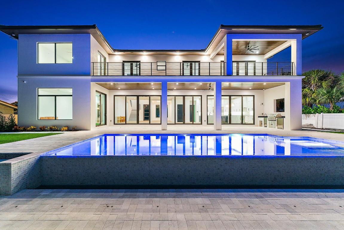 NORTH PALM BEACH VILLAGE - Residential