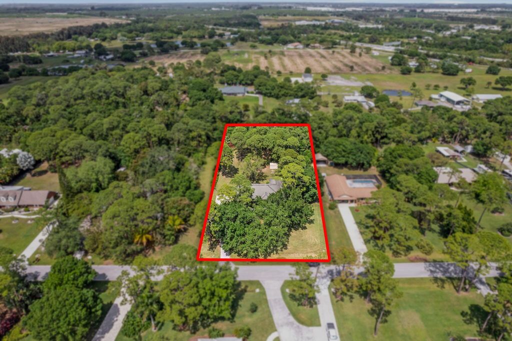 Photo of 8520 Hidden Pines Road, Fort Pierce, FL 34945 (MLS # R10972748)