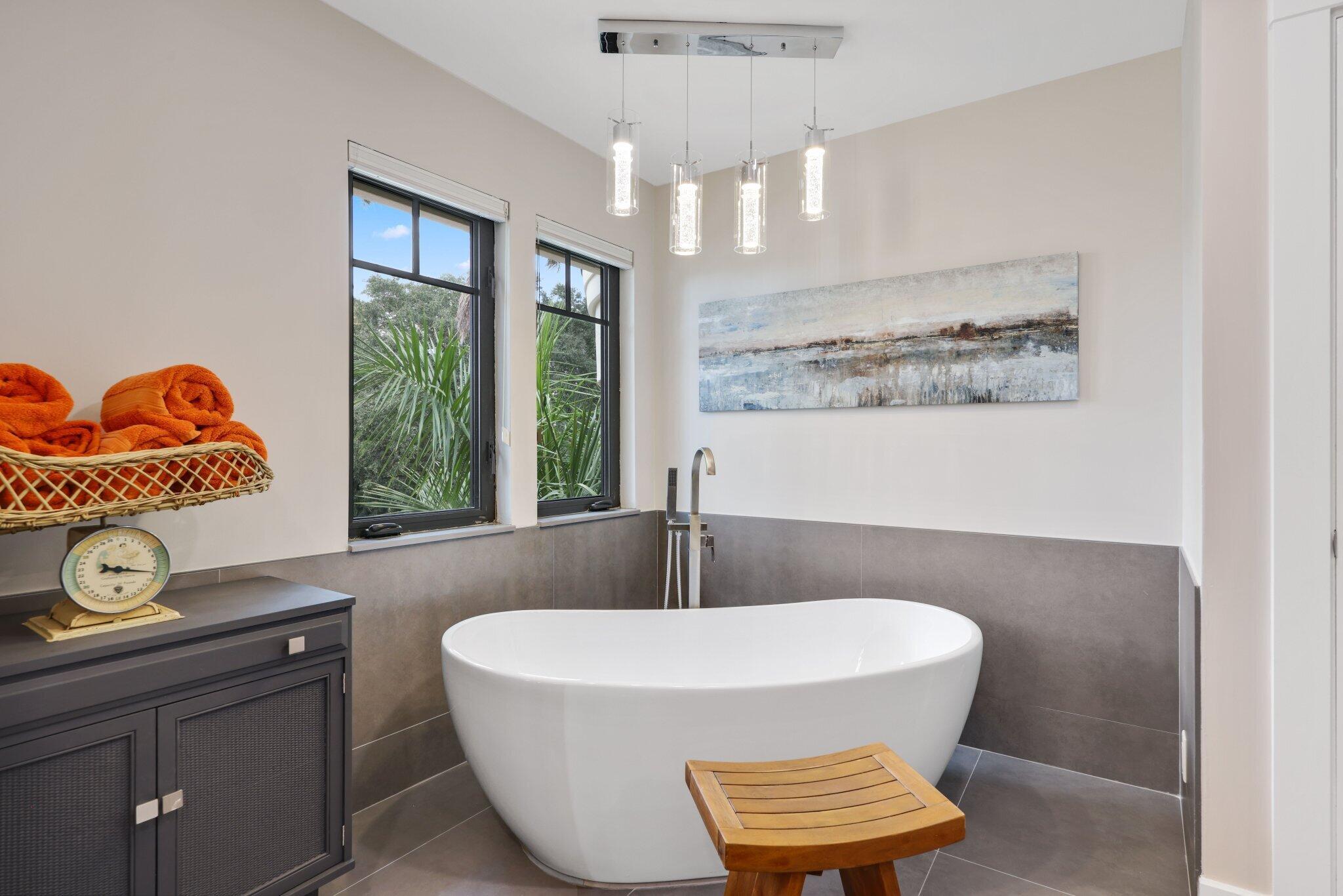 PINE TREE GOLF CLUB - Residential