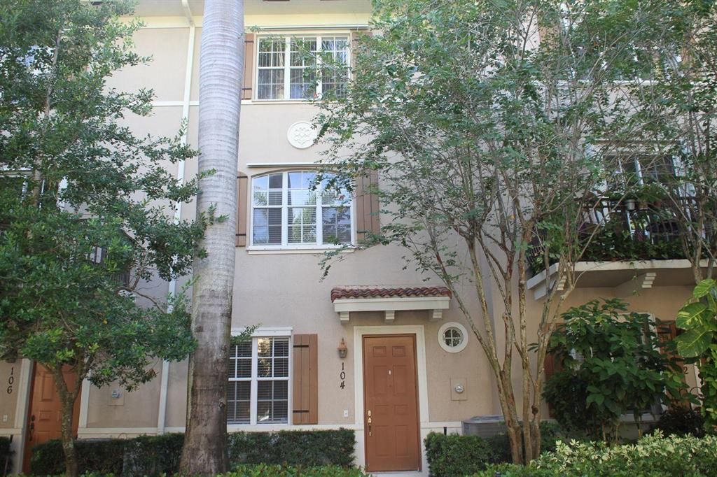 Photo of 104 Arpeicka Lane, Jupiter, FL 33458 (MLS # R10718645)