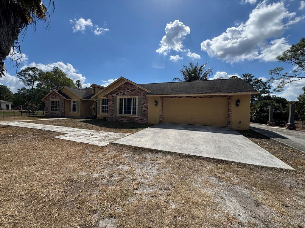 Photo of 17316 77th Lane, West Palm Beach, FL 33470 (MLS # F10554688)
