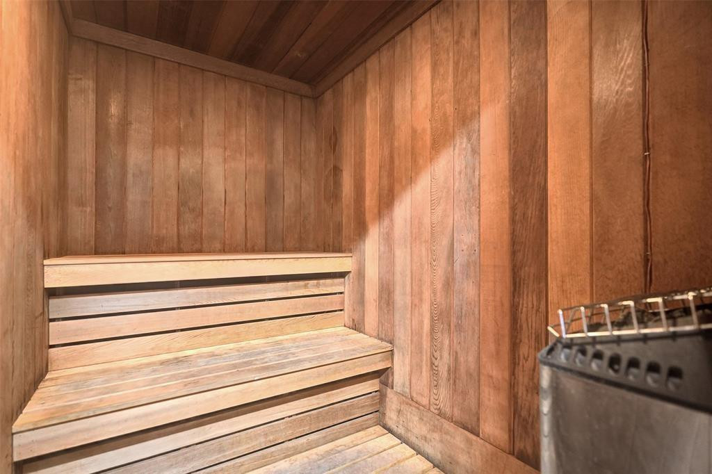 The Gardens North One Con - Residential Lease