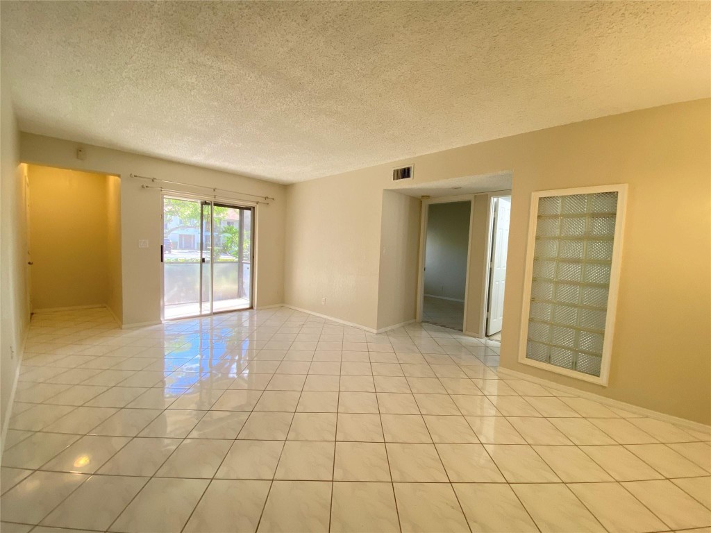 The Gardens North One Con - Residential Lease