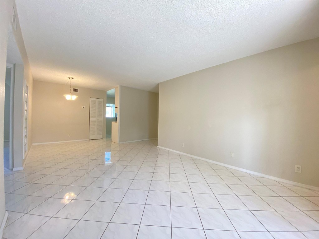 The Gardens North One Con - Residential Lease