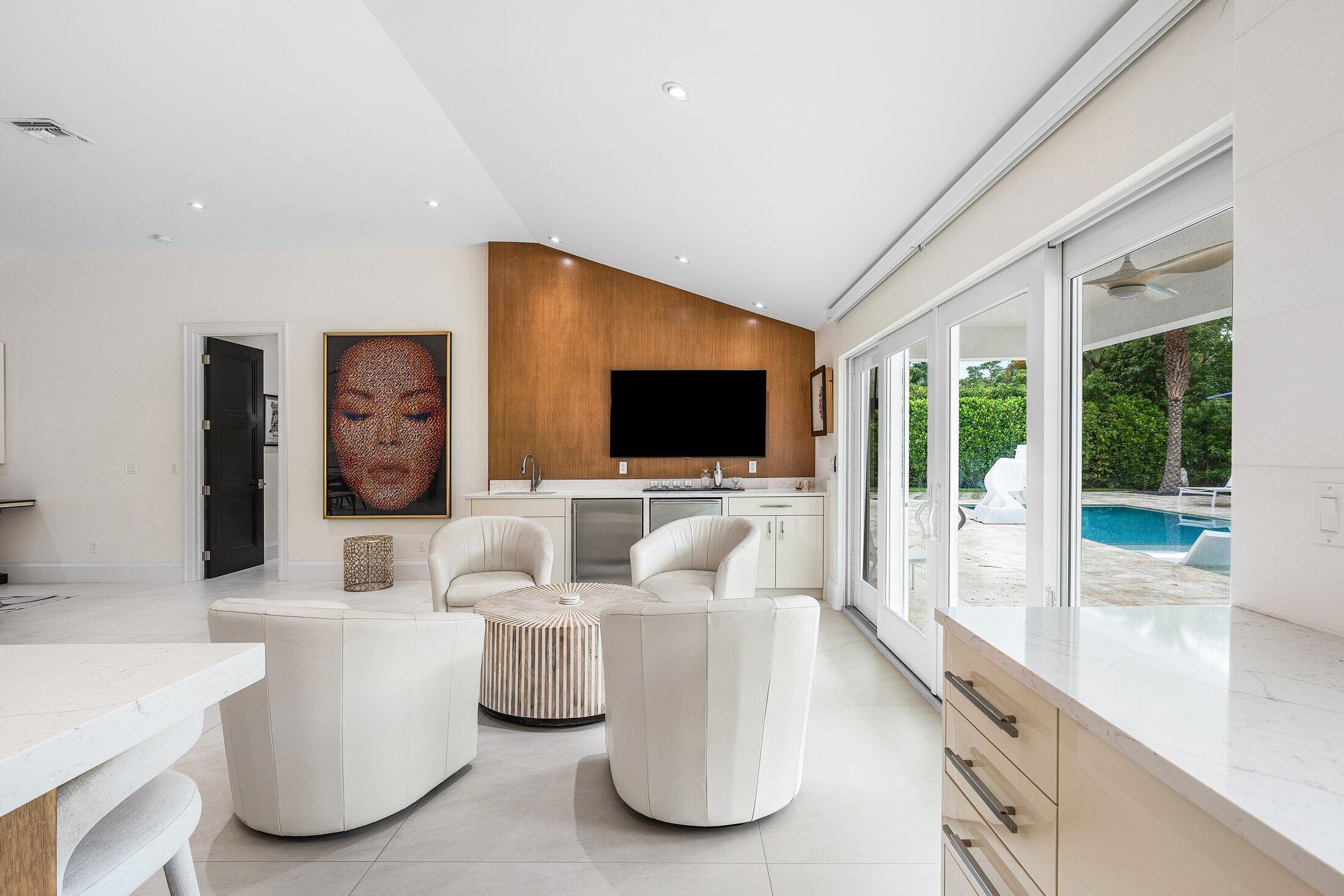 HIDDEN KEY NORTH - Residential