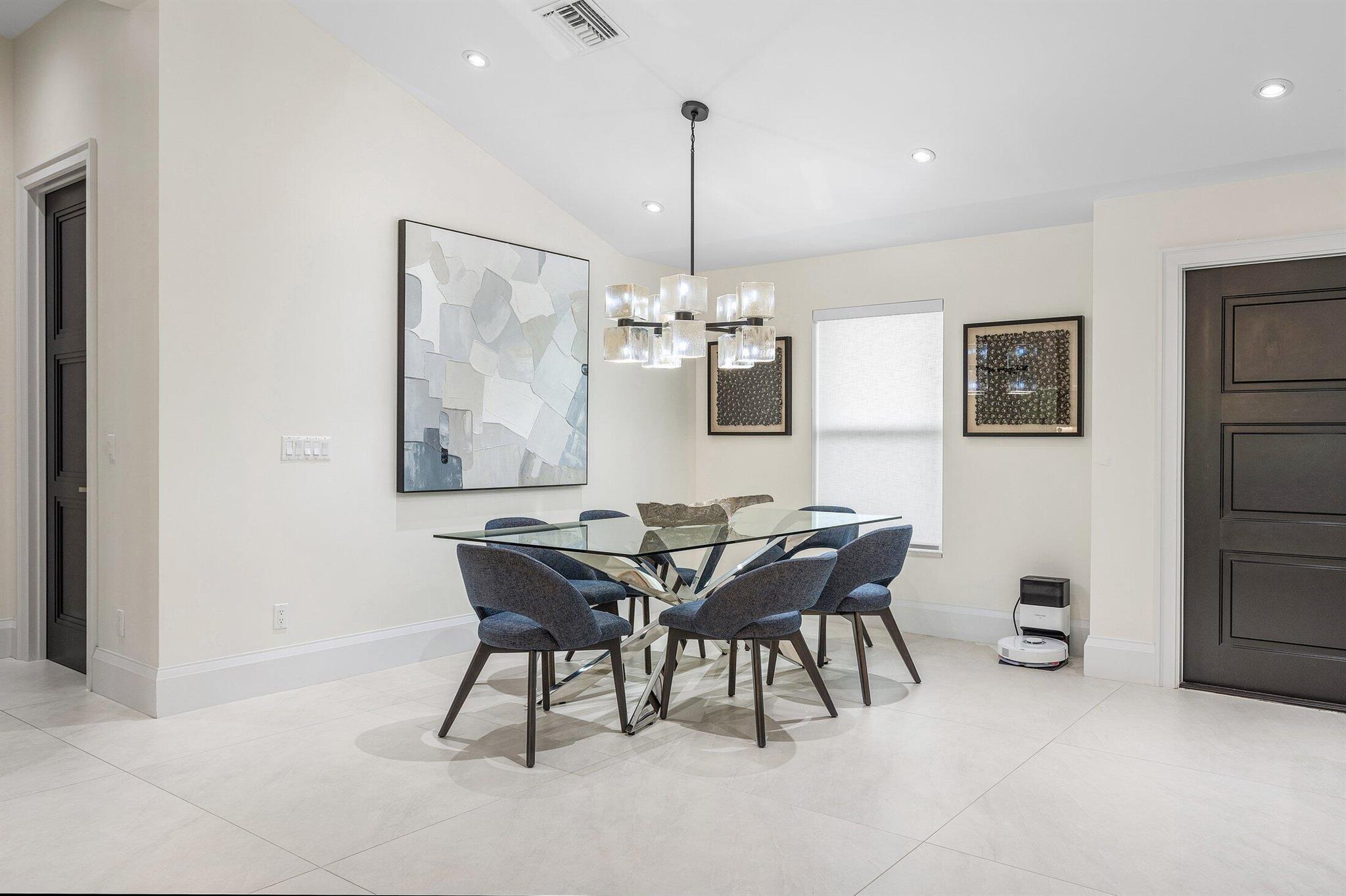 HIDDEN KEY NORTH - Residential