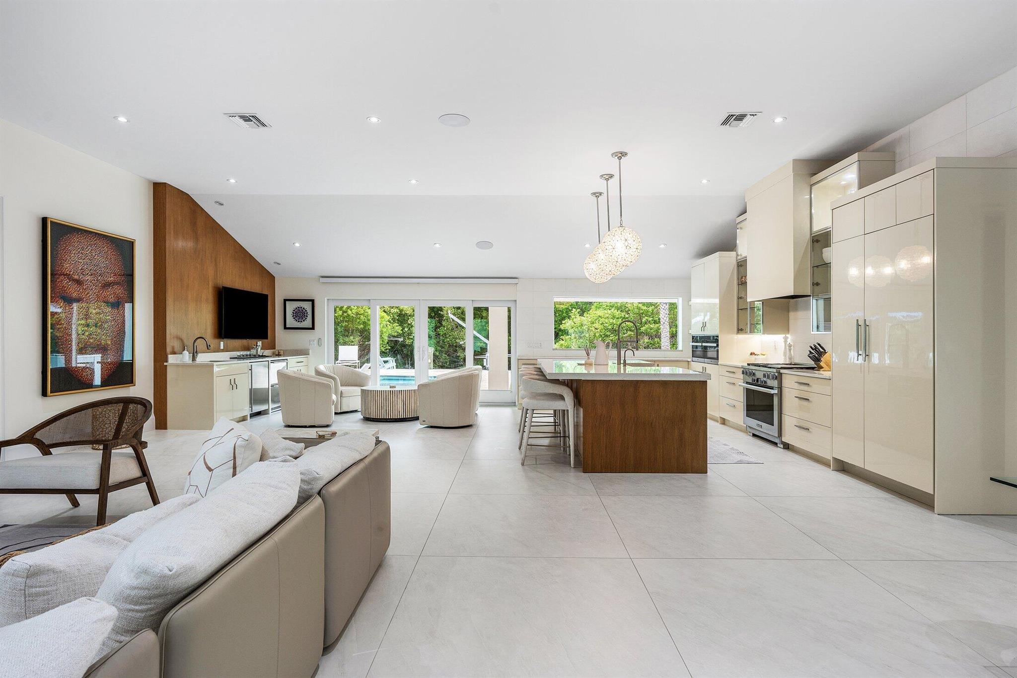 HIDDEN KEY NORTH - Residential