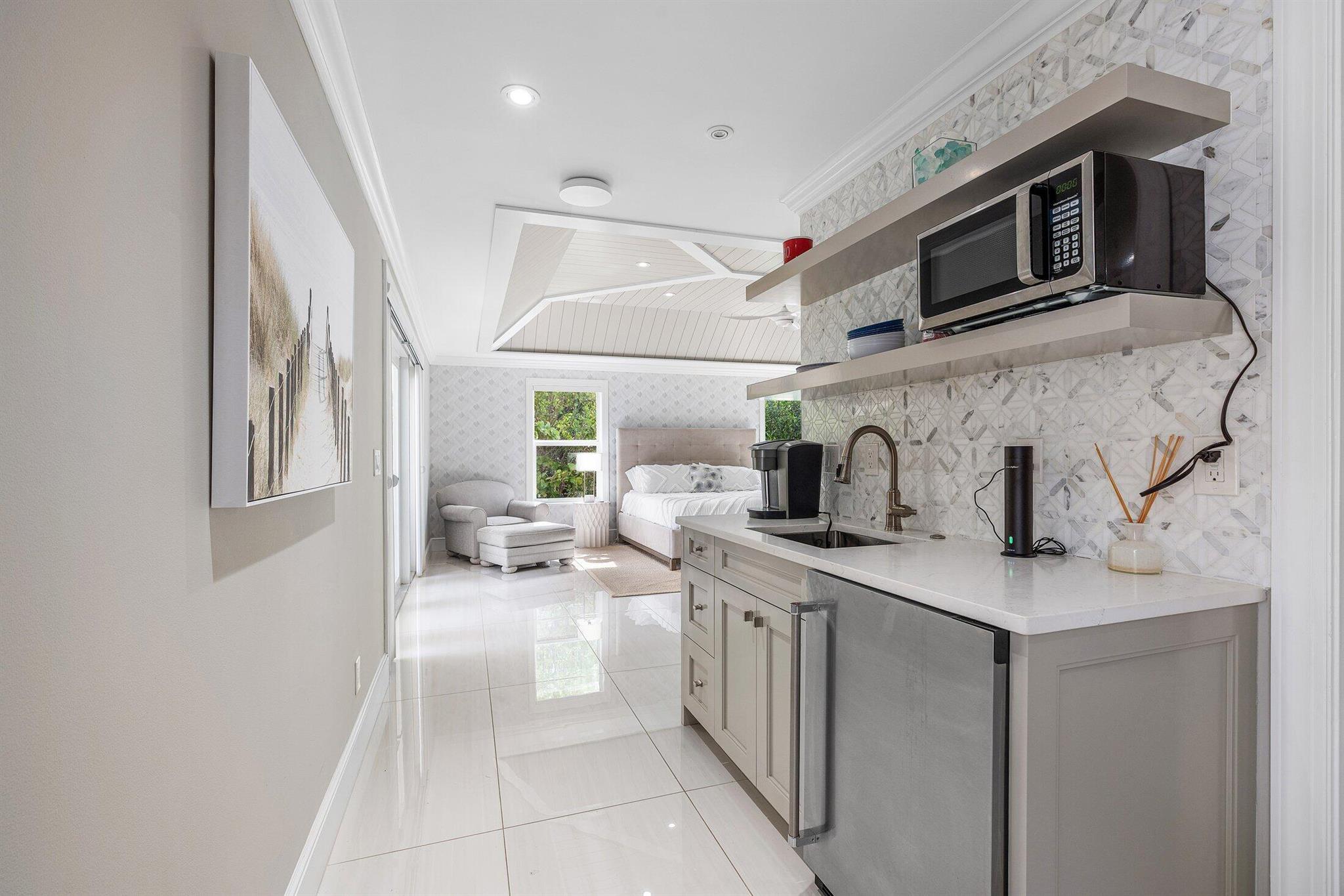 HIDDEN KEY NORTH - Residential