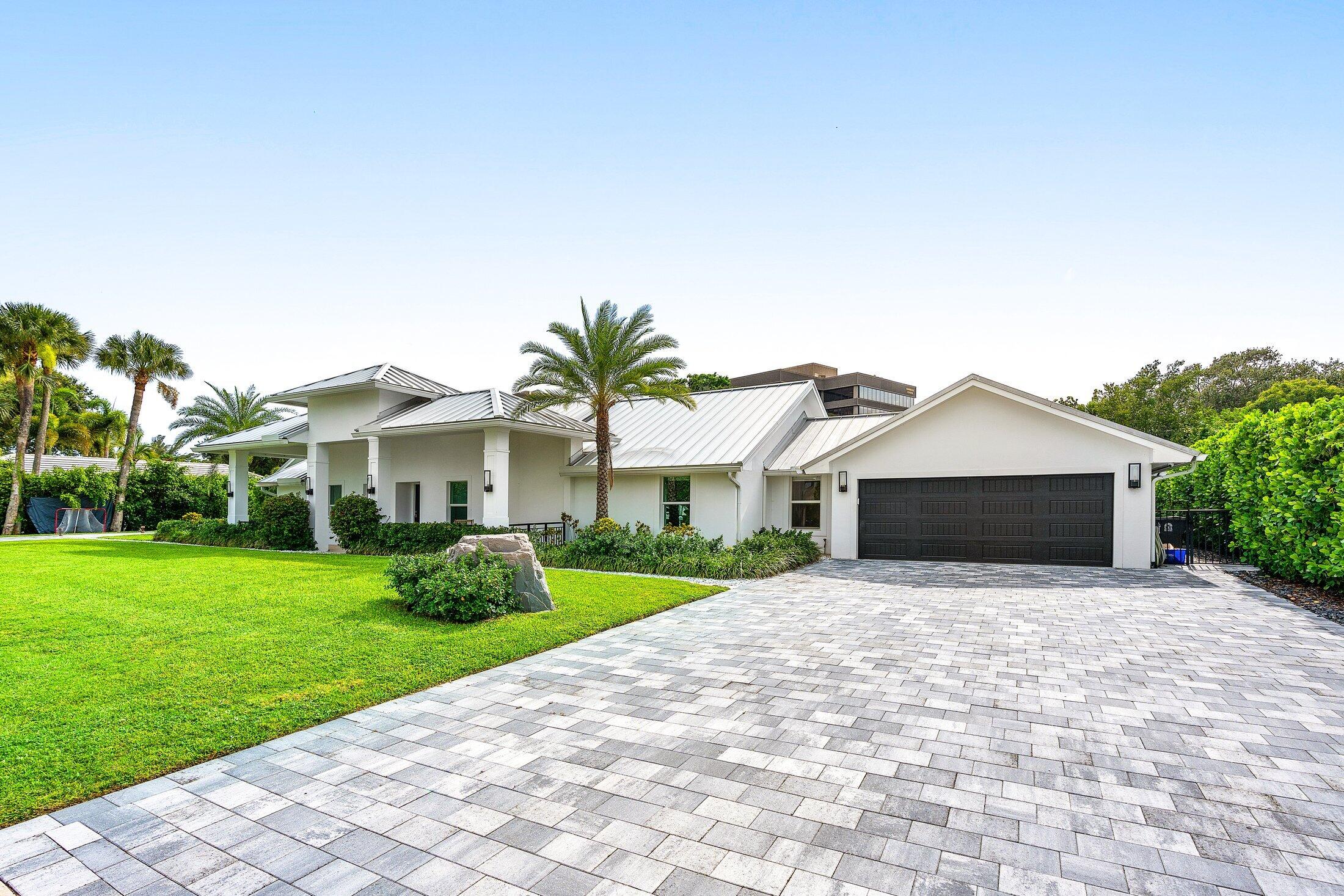 11863 Lake Shore Place