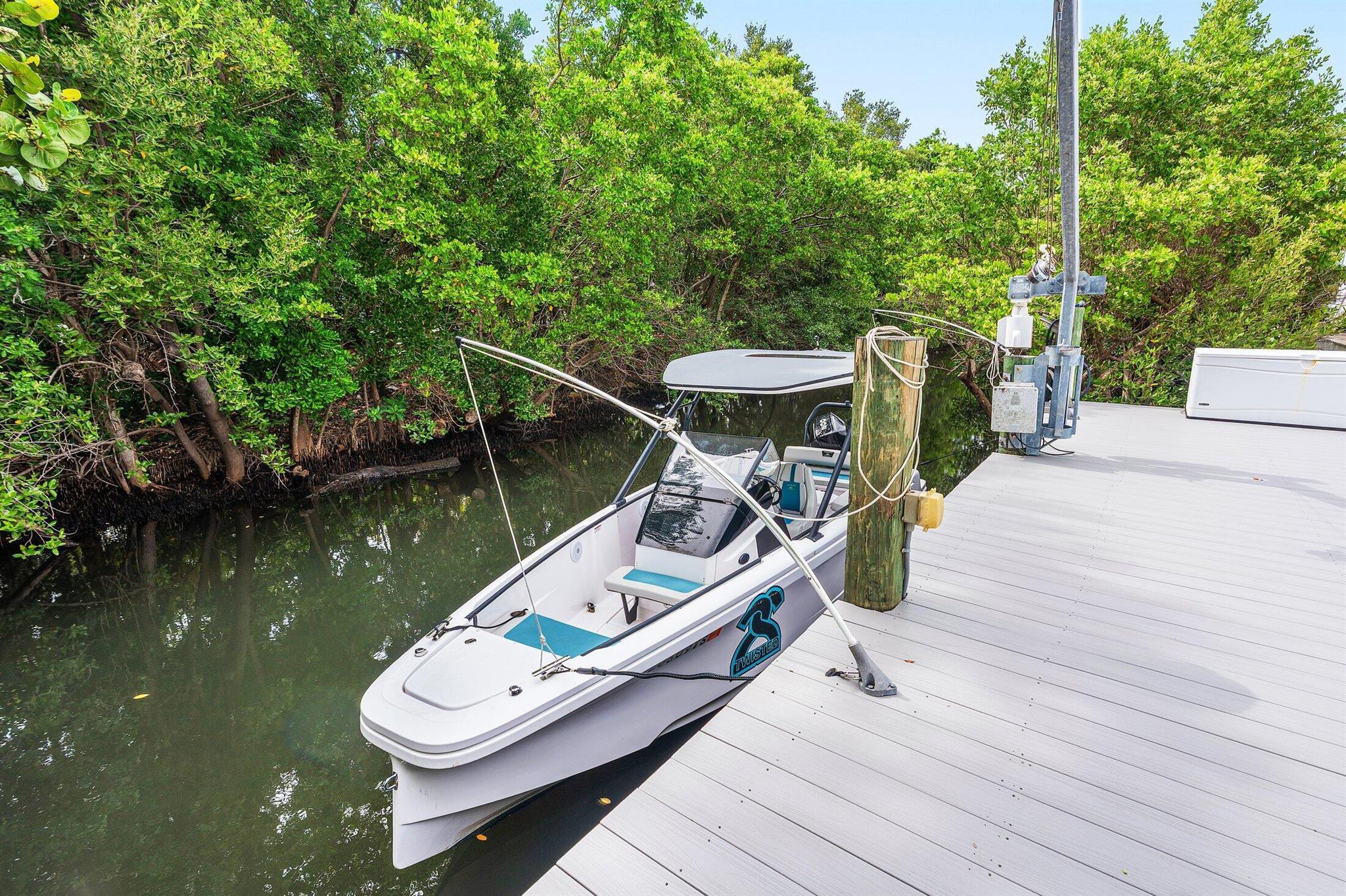 HIDDEN KEY NORTH - Residential