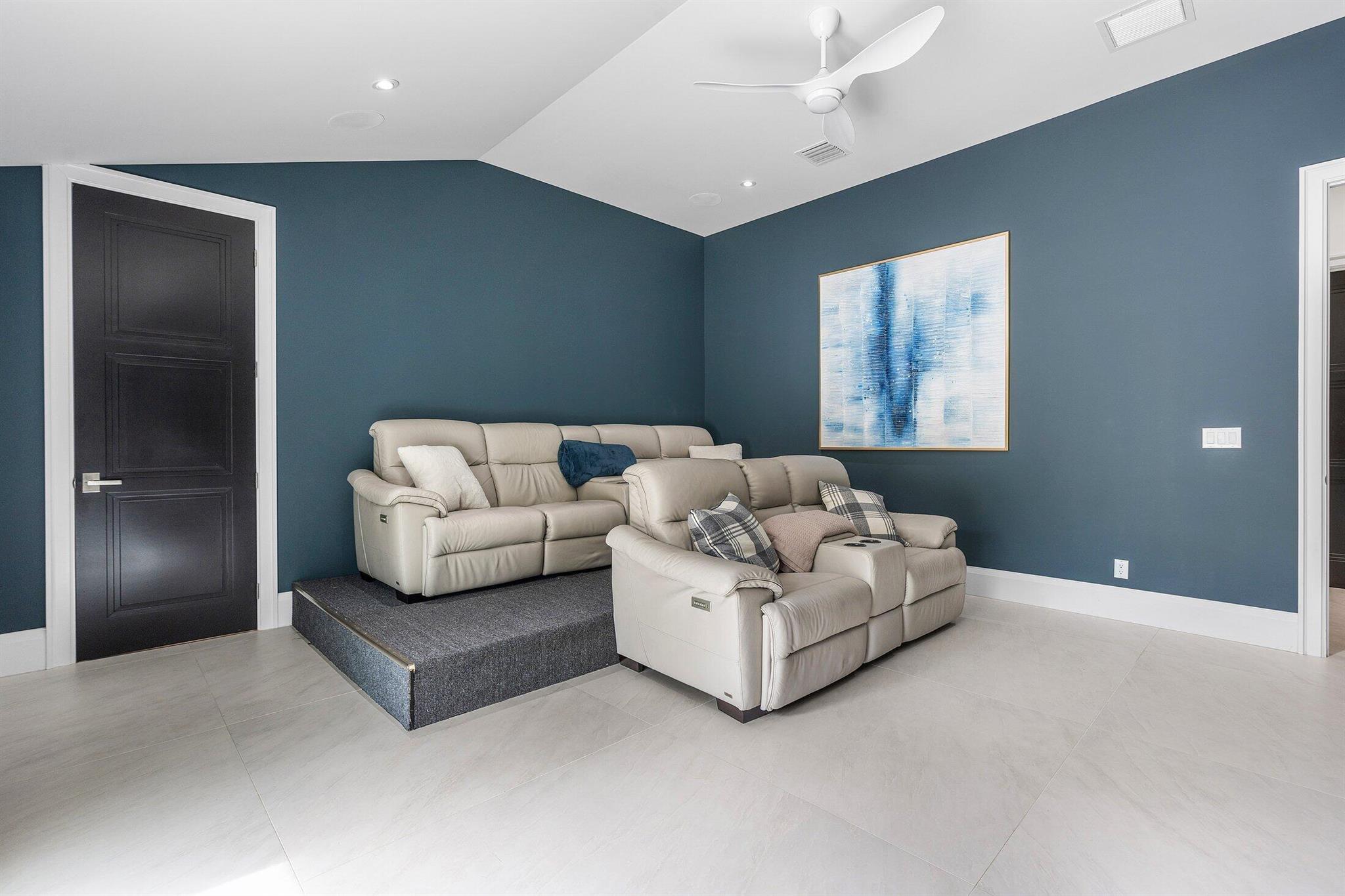 HIDDEN KEY NORTH - Residential