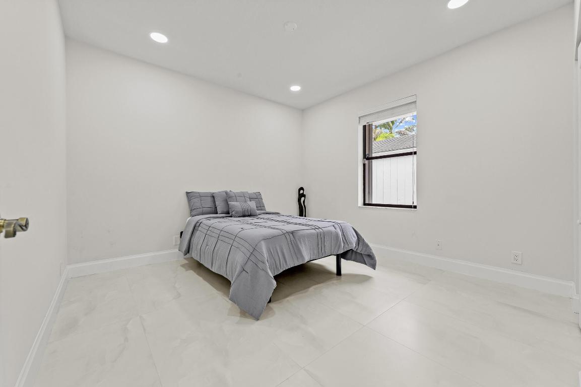 The Acreage - Residential