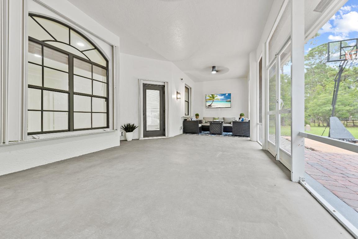 The Acreage - Residential