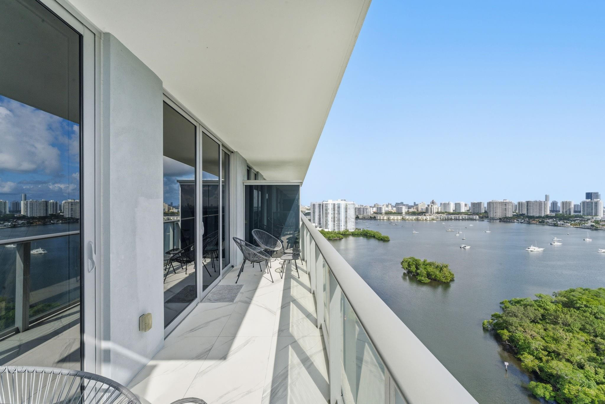 The Harbour Miami - Residential