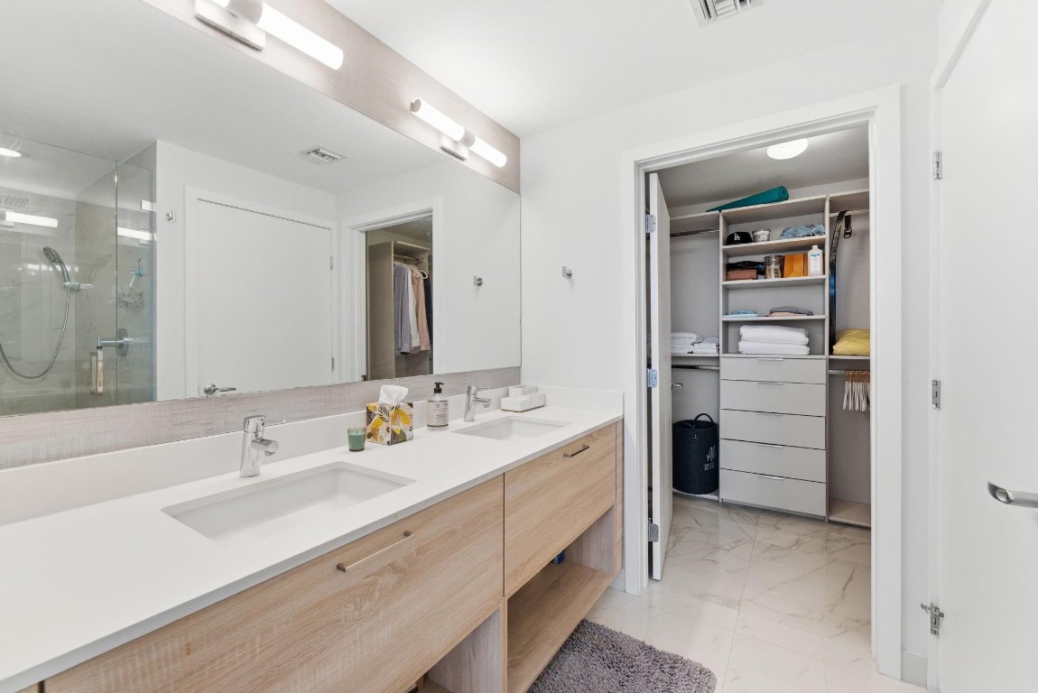 The Harbour Miami - Residential